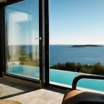 Prázdninový dům 180° Sea View Private House Vis Island Archipelago Podstrazje